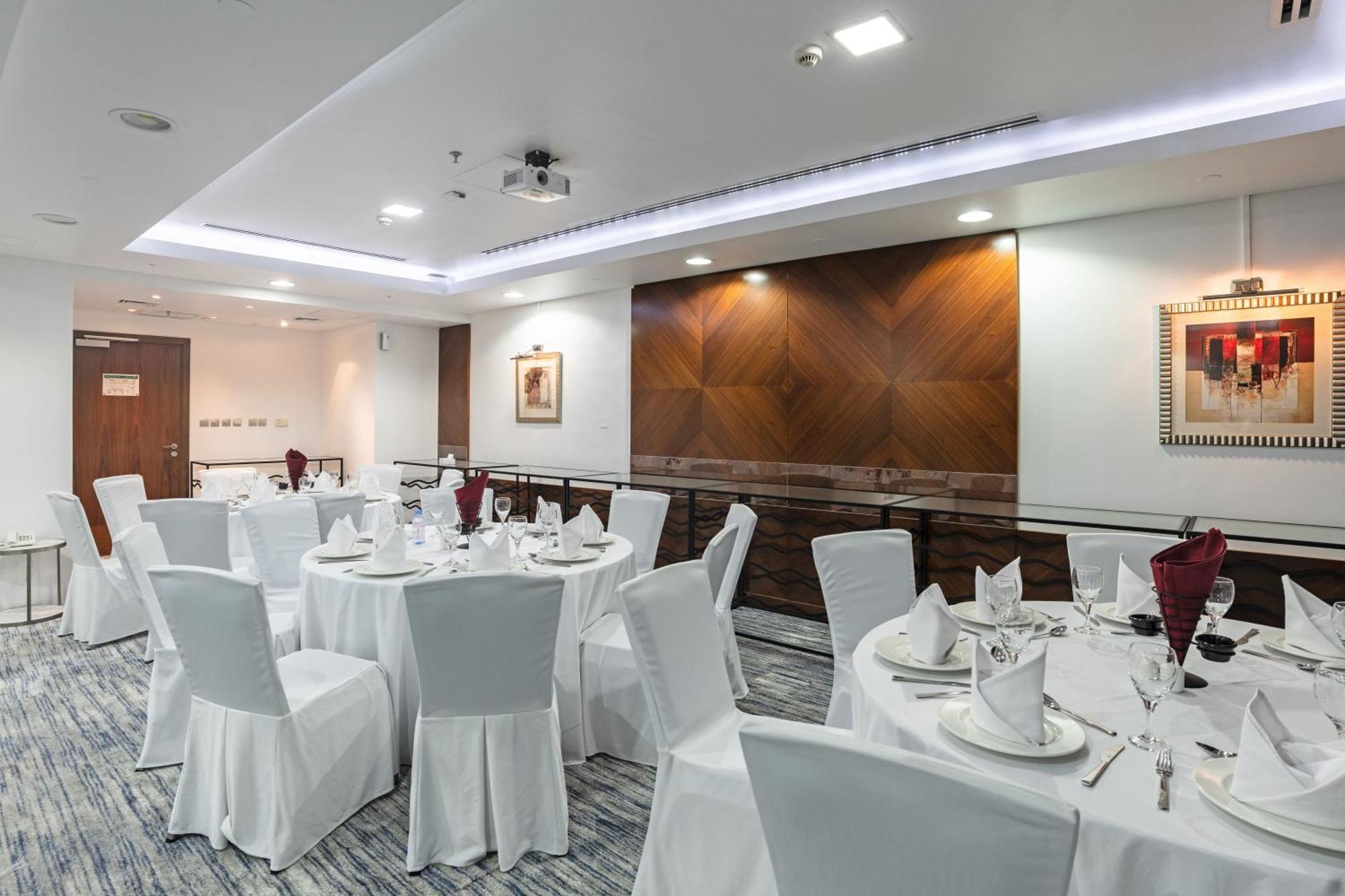 אבו דאבי Oryx Hotel מראה חיצוני תמונה